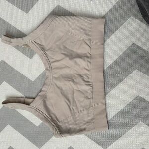 Old Navy Women's Beige Ribbed Crop Top